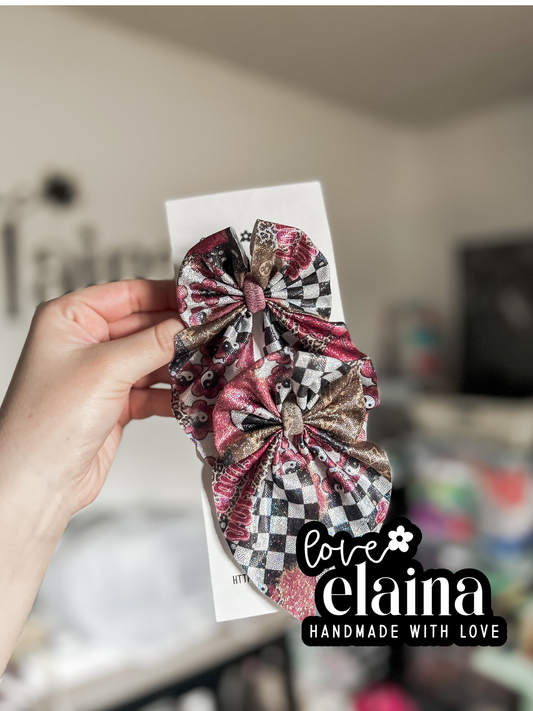 3” holo sailor piggies