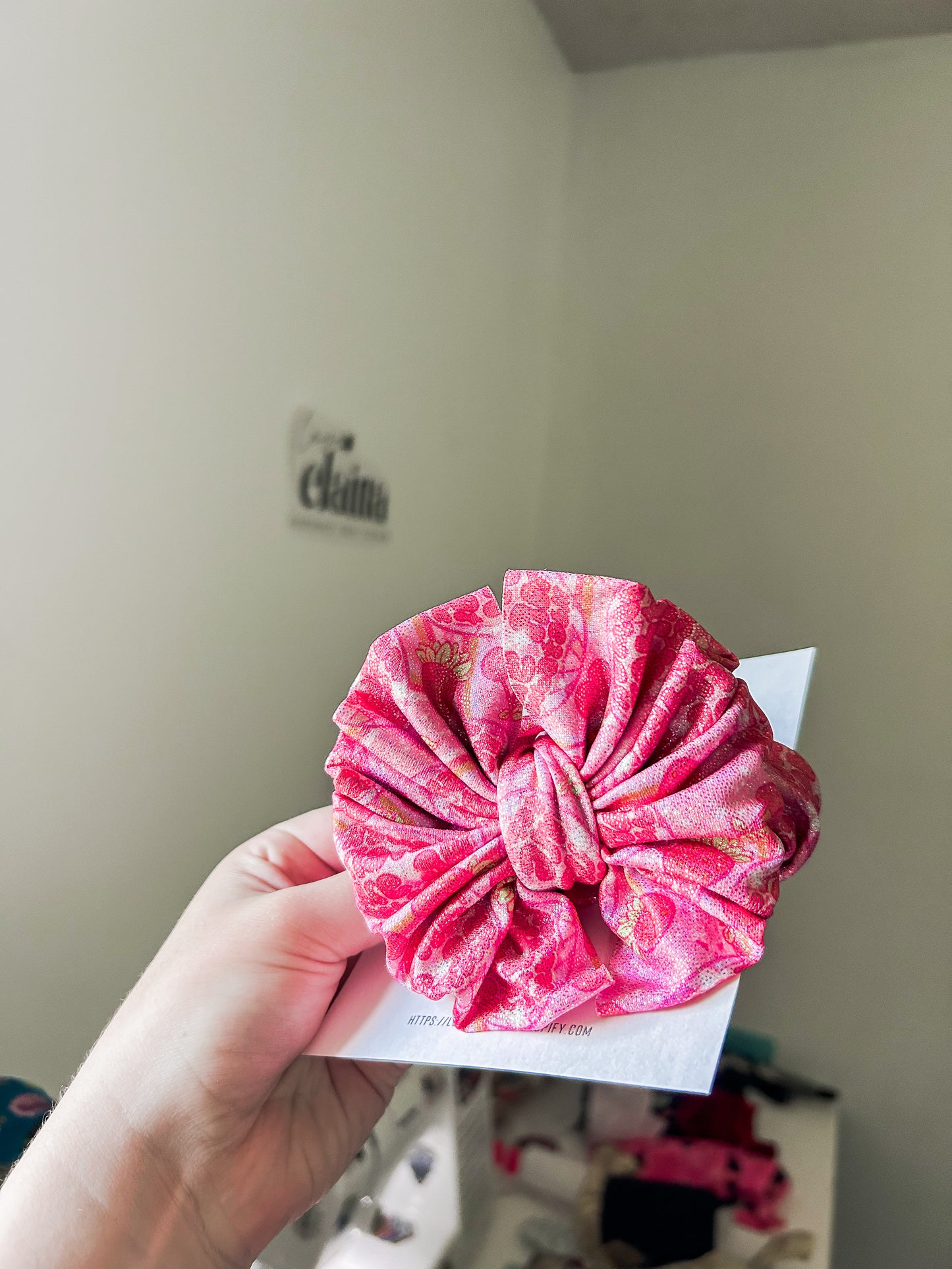 toddler messy holo wrap