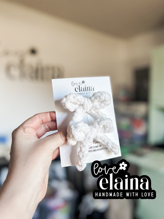 white crochet piggies