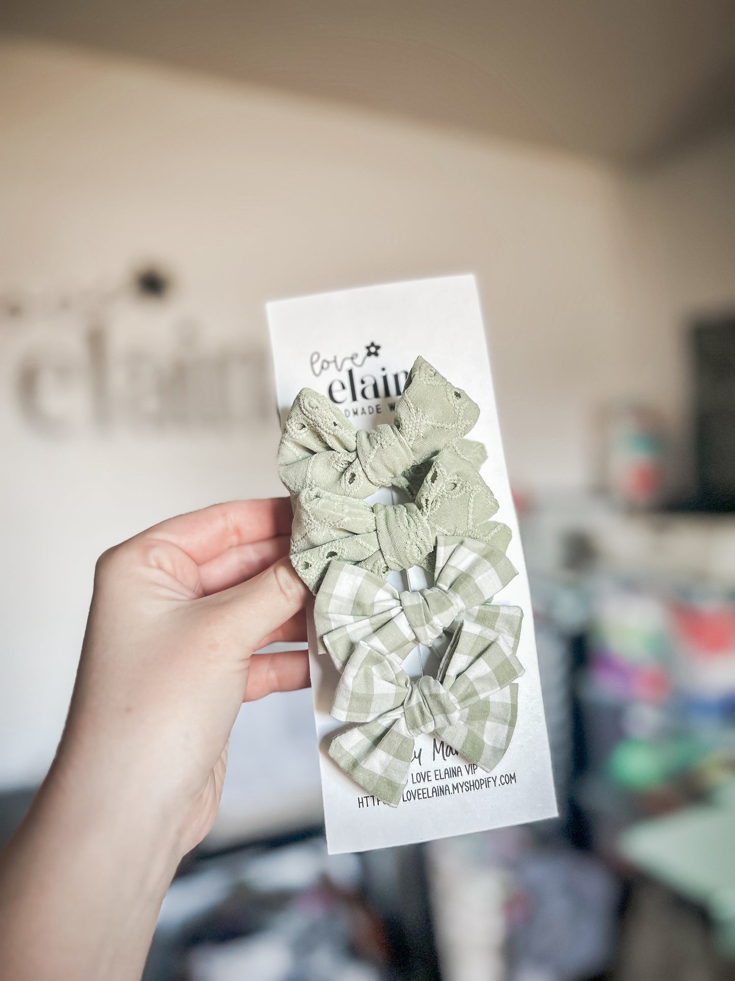 eyelet sage pinwheel clips