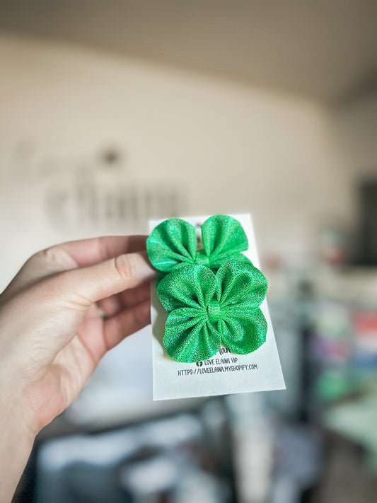 light green clover piggies