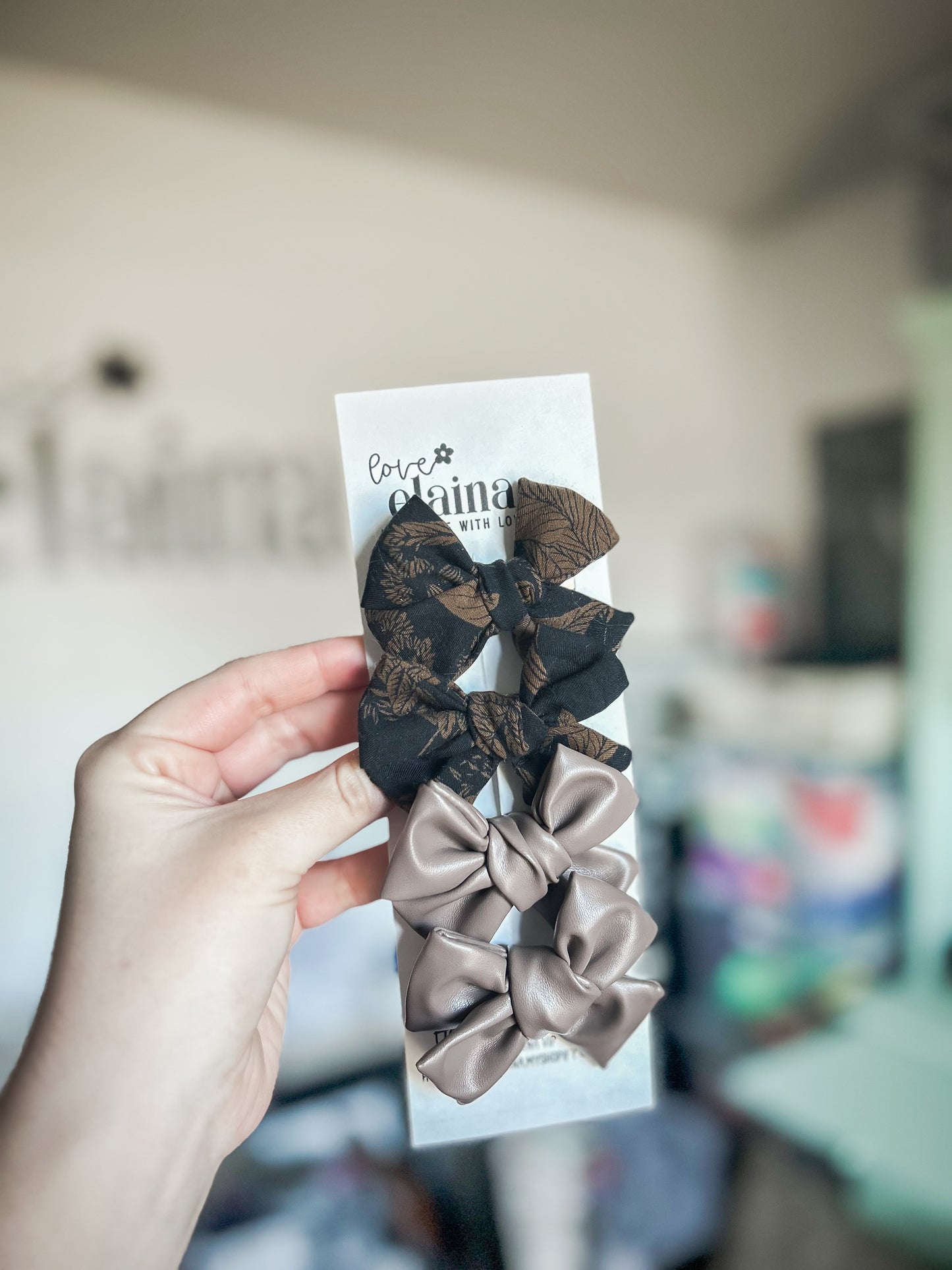 pleather pinwheel clips